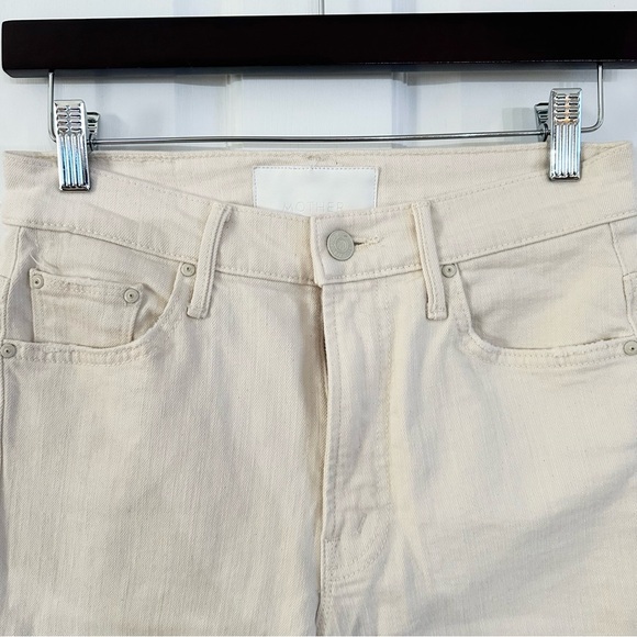 MOTHER Denim - The Insider Ankle Fray in Act Natural - Picture 6 of 10